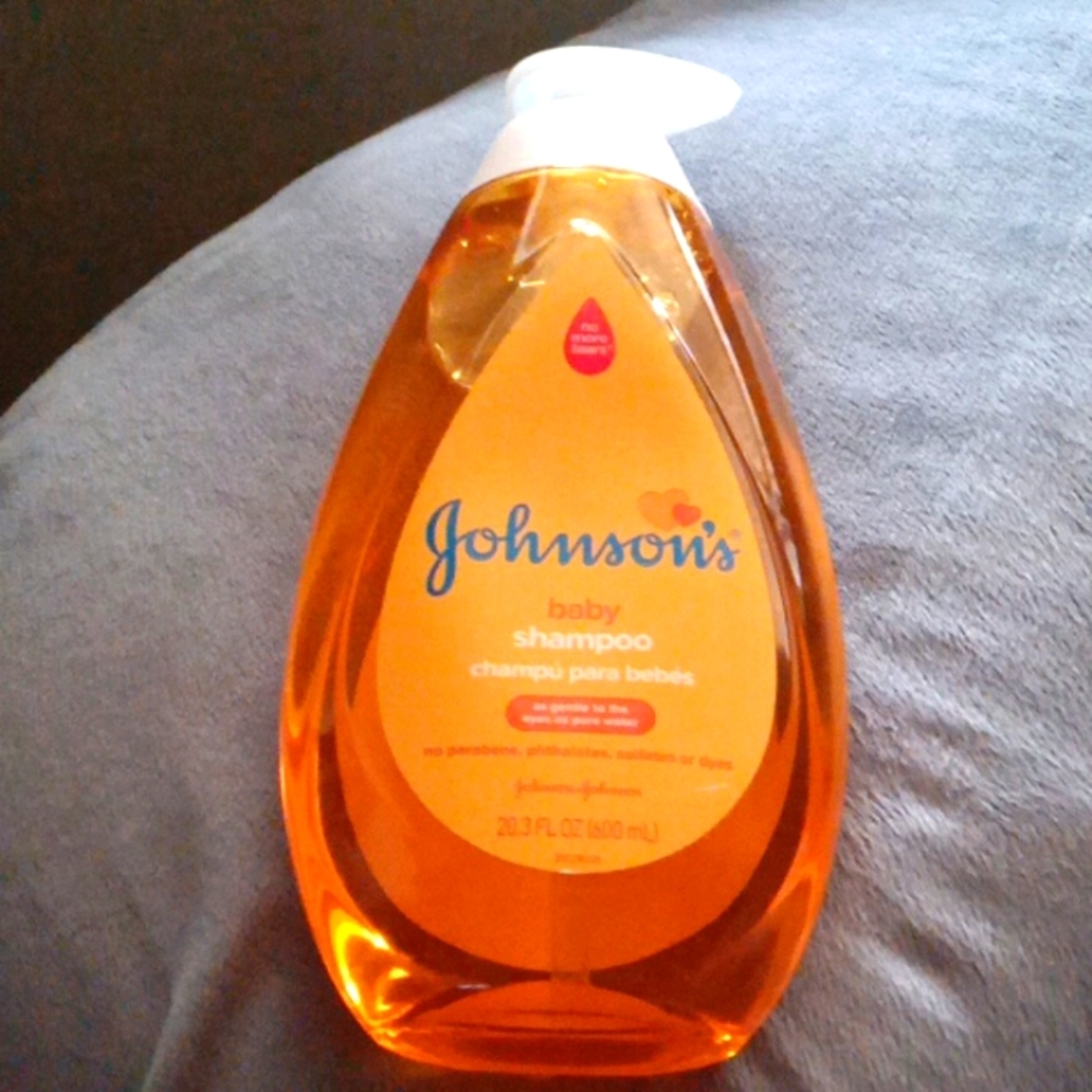 Baby's Wash & Shampoo (2)